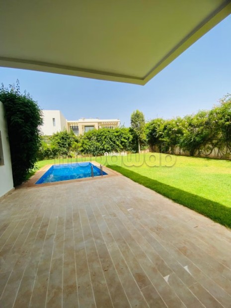 Villa de luxe à louer à Californie. 4 chambres agréables. Piscine et cheminée - Location Immobilier - Casablanca - photo 2