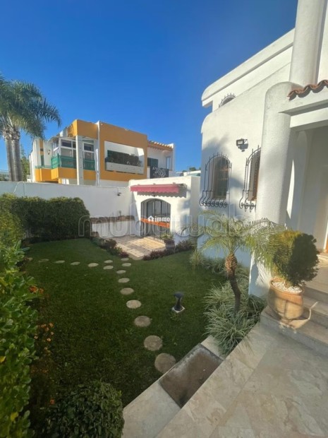 Maison de luxe à louer à Agdal. 4 chambres agréables. Conciergerie à disposition, système de climatisation - Location Immobilier - Rabat - photo 2