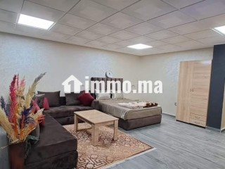 Très bel appartement en location à El Hadadda. 1 chambre. Porte blindée et résidence sécurisée - Appartement à louer - Kenitra