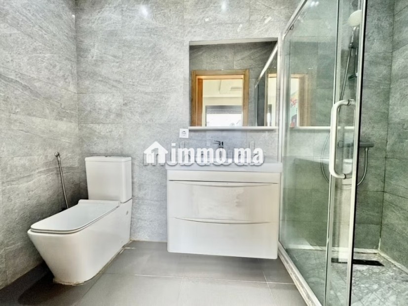 Villa moderne à louer à ain diab - Location Immobilier - Casablanca - photo 7