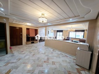 Appartement 180m² Vide avec 4 chambres à 2 Mars - Appartement à louer - Casablanca
