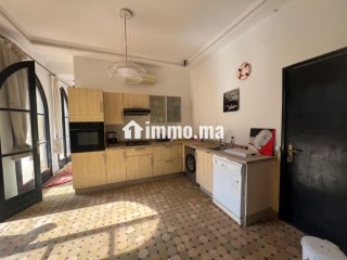 Beau riad en location à Ennakhil Palmeraie.
Superficie 300 m².
Meublé - Villa à louer - Marrakech