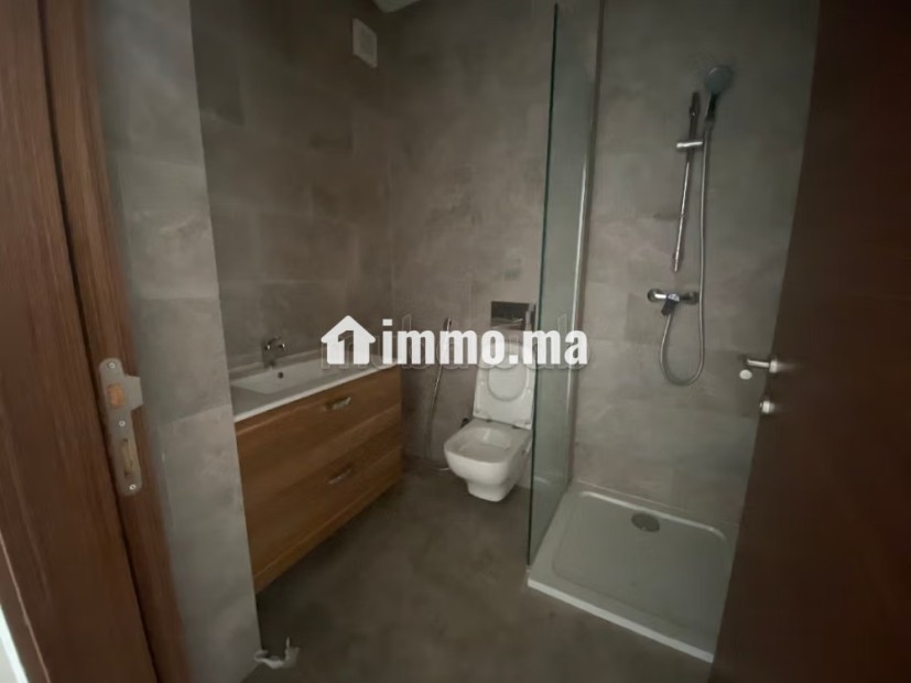 Appartement 2 chambres avec terrasse à CFC - Location Immobilier - Casablanca - photo 2