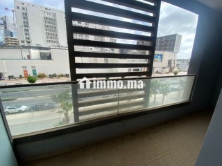 Appartement 2 chambres avec terrasse à CFC - Appartement à louer - Casablanca