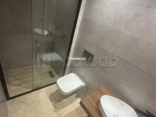 Louez cet appartement à Racine. Surface totale 57 m². Bien meublé - Appartement à louer - Casablanca