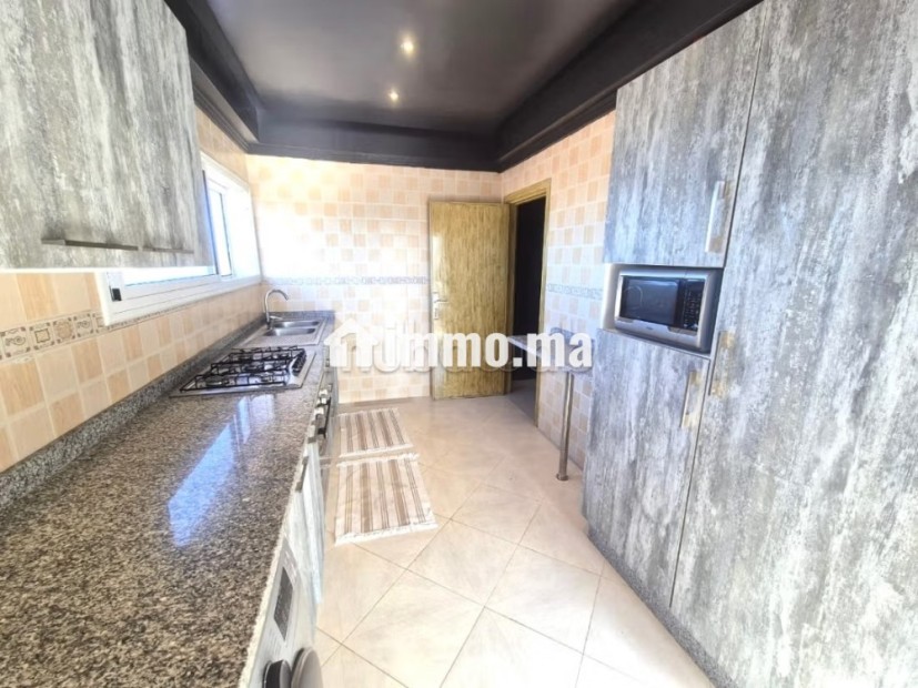 Louez cet appartement à Ain Diab. 3 chambres agréables. Bien meublé - Location Immobilier - Casablanca - photo 4