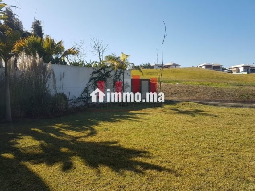 Charme et confort sur le golf - Location Immobilier - Bouskoura - photo 2