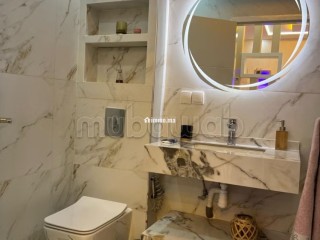Location saisonnière à Saïdia.
Surface de 86 m².
Double vitrage et chauffage central - Appartement à vendre - Saidia