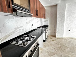Location d'un studio à Les Hôpitaux. 2 Pièce. GrandeTerrasse et ascenseur - Appartement à louer - Casablanca