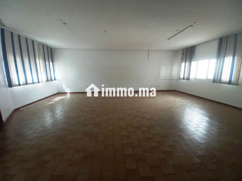 Villa usage Bureau à louer à Agdal - Location Immobilier - Rabat - photo 1