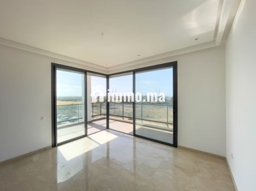 Appartement Vide En Location à Dar Bouazza - Location Immobilier - Dar Bouazza - photo 3