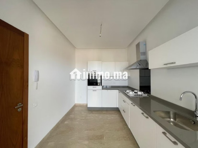 Appartement Vide En Location à Dar Bouazza - Location Immobilier - Dar Bouazza - photo 5