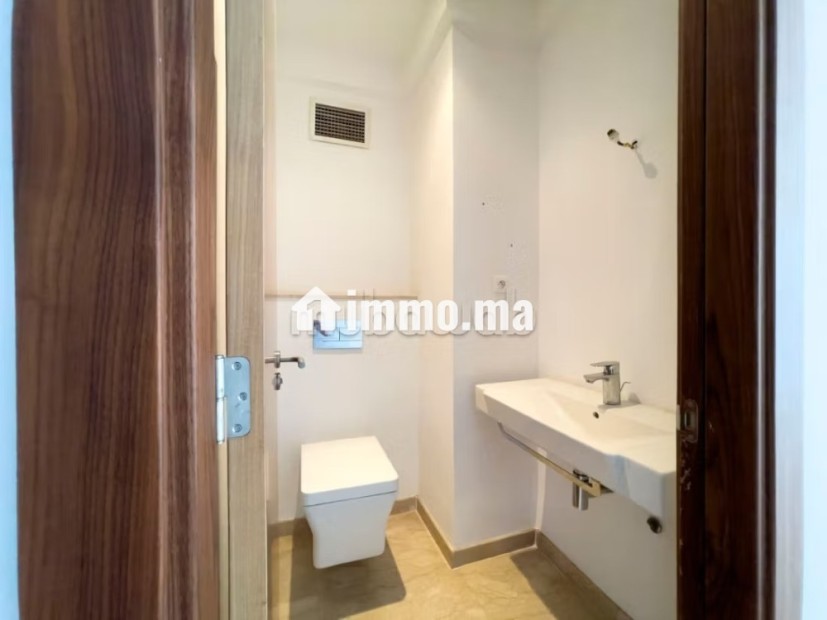 Appartement Vide En Location à Dar Bouazza - Location Immobilier - Dar Bouazza - photo 7
