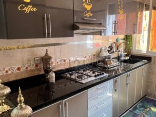 Appartement en vente à Ait Melloul. 3 pièces confortables. Meublé - Appartement à vendre