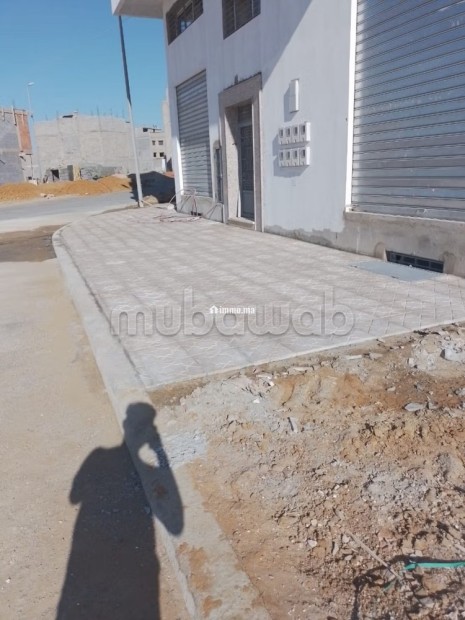 Appartement à vendre à Sidi Allal El Bahraoui. 2 belles chambres. Belle terrasse - Vente Immobilier - Autre - photo 3