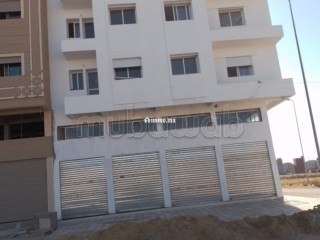 Appartement à vendre à Sidi Allal El Bahraoui. 2 belles chambres. Belle terrasse - Appartement à vendre - Autre