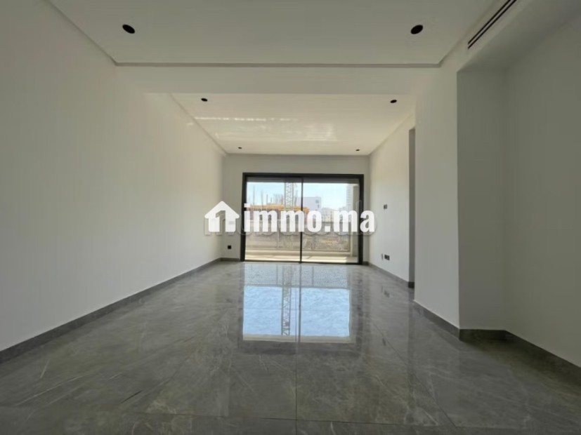Tres jolie appartement vide en location sur cfc - Location Immobilier - Casablanca - photo 4