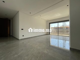 Tres jolie appartement vide en location sur cfc - Appartement à louer - Casablanca