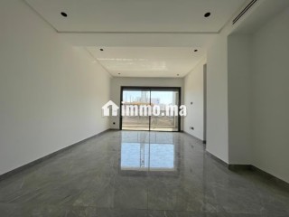 Tres jolie appartement vide en location sur cfc - Appartement à louer - Casablanca