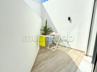 Studio Duplex Meublé de 60 m² à Oasis Central - Appartement à louer - Casablanca