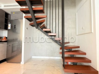Studio Duplex Meublé de 60 m² à Oasis Central - Appartement à louer - Casablanca