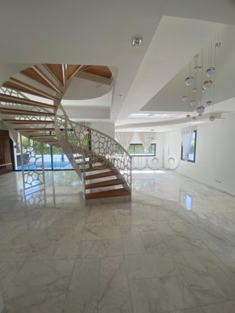 Maison de luxe à louer à Riyad. 5 pièces. Garage et terrasse - Location Immobilier - Rabat - photo 1
