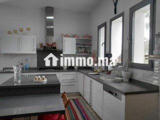 Villa de plain pied à vendre à Bouskoura 4 chambres - Villa à vendre - Bouskoura