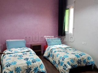 Appartement de vacances à louer en Centre. 4 grandes pièces. Système de parabole et salon marocain - Appartement à vendre - Fes