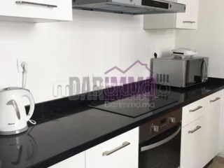 Bel appartement dans une résidence fermée à la Marina - Appartement à vendre - Autre