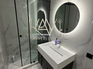 Superbe appartement à louer à De La Plage. Surface totale 80 m². Avec ascenseur - Appartement à louer - Tanger