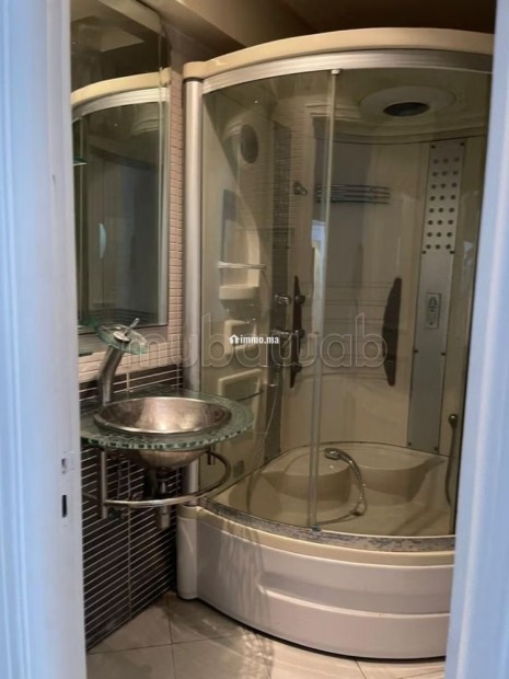 Appartement 2 chambres avec cour et parking titré - Vente Immobilier - Casablanca - photo 2