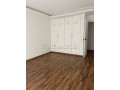 Appartement 2 chambres avec cour et parking titré - miniature 4