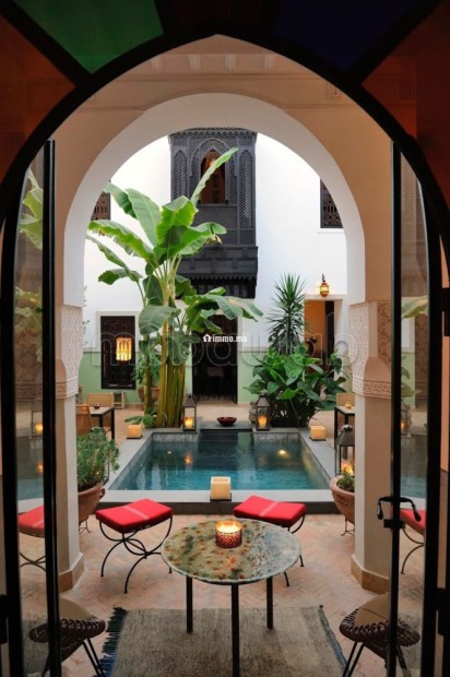 Riad à Vendre – Darb Dabachi, Marrakech À seulement 3 minutes à pied de la célèbre place Jamaa El Fna. - Vente Immobilier - Marrakech - photo 3