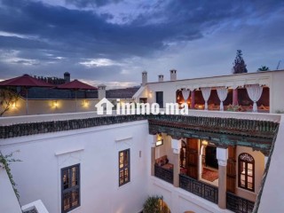 Riad à Vendre – Darb Dabachi, Marrakech À seulement 3 minutes à pied de la célèbre place Jamaa El Fna. - Villa à vendre - Marrakech