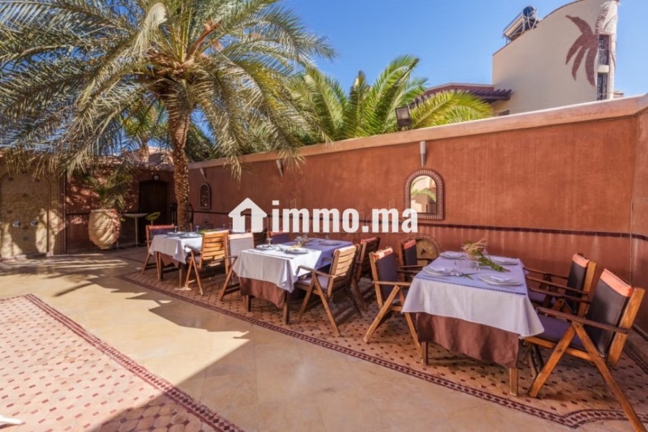 Exceptionnel. Maison d’hôtes hôtel en activité, 11 chambres. Quartier calme et résidentiel à 10 mn de Guéliz - Vente Immobilier - Marrakech - photo 2