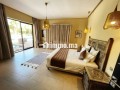villa-contemporaine-avec-prestations-haut-de-gamme-small-13