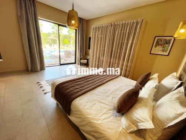 villa-contemporaine-avec-prestations-haut-de-gamme-big-9