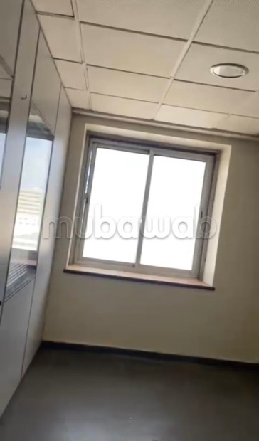 Bureau bien situé boulevard hassan 2 - Location Immobilier - Casablanca - photo 1
