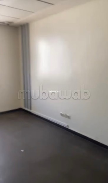 Bureau bien situé boulevard hassan 2 - Location Immobilier - Casablanca - photo 4