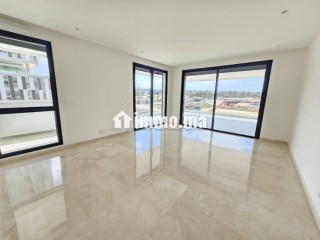 Bel appartement en location à Casablanca Finance City. 3 grandes pièces. Terrasse et ascenseur - Appartement à louer - Casablanca