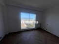 Location d'un appartement à Ain Diab. Surface totale 250 m². Climatisation et piscine - miniature 5