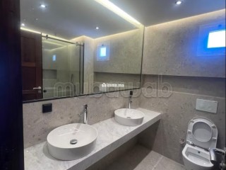 Location d'un appartement à Ain Diab. Surface totale 250 m². Climatisation et piscine - Appartement à louer - Casablanca