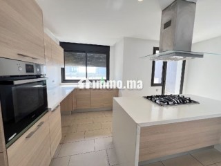 Duplex dernier étage double terrasse vue mer ain diab - Appartement à louer - Casablanca