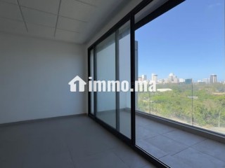 Beau bureau avec terrasses à louer ferme bretonne - Bureau à louer - Casablanca