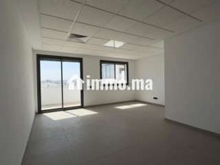 Beau bureau avec terrasses à louer ferme bretonne - Bureau à louer - Casablanca