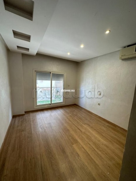 Joli duplex 3 chambres vide avec piscine et Gym - Location Immobilier - Marrakech - photo 3