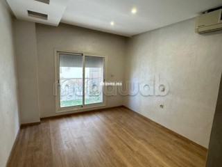 Joli duplex 3 chambres vide avec piscine et Gym - Appartement à louer - Marrakech