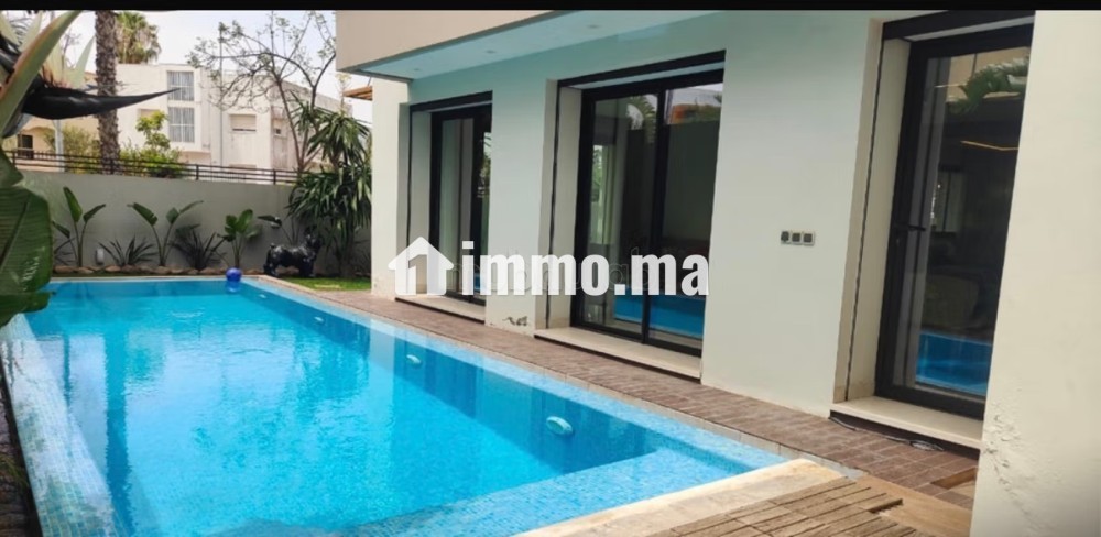 Location villa de luxe à Ain Diab Extension. 4 belles chambres. Bien meublé - Location Immobilier - Casablanca - photo 4
