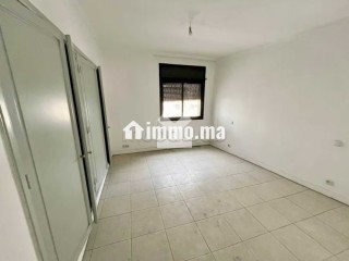 Appartement à Vendre de 214.0 m² à Casablanca, Racine - Appartement à vendre - Casablanca