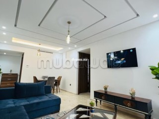 Vente d'un bel appartement à Guéliz. 3 pièces. Fenêtres avec double vitrage et porte blindée - Appartement à vendre - Marrakech